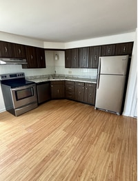 Building Photo - 1 Losson Garden Dr