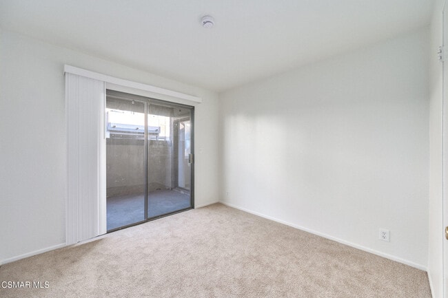 Building Photo - 150 Los Angeles Ave