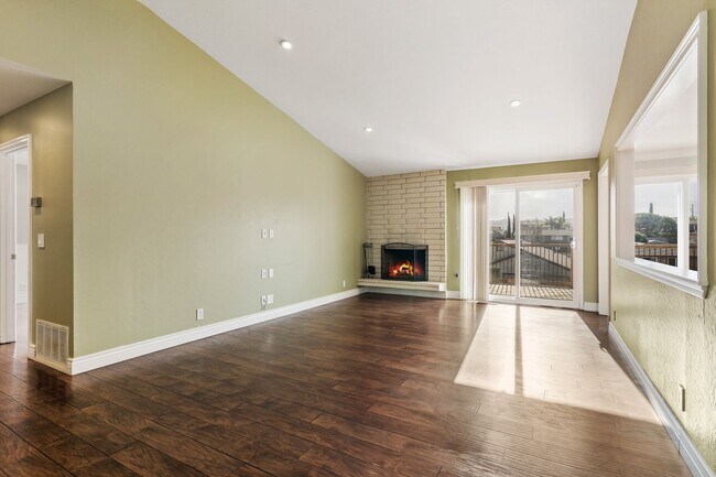 Building Photo - Great single story home in Benicia With All Utilities Included