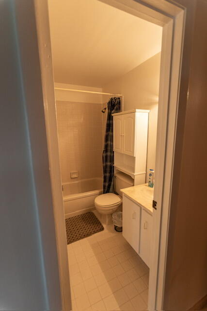 Building Photo - 2060 SW 90th Ave
