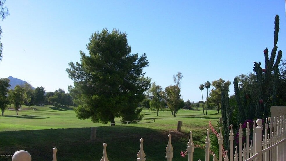 Private entrance to Greenbelt park system - 3030 N Hayden Rd
