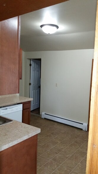 Building Photo - 212 West Bluff Street