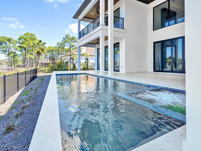 Building Photo - 330 Kelly Plantation Dr