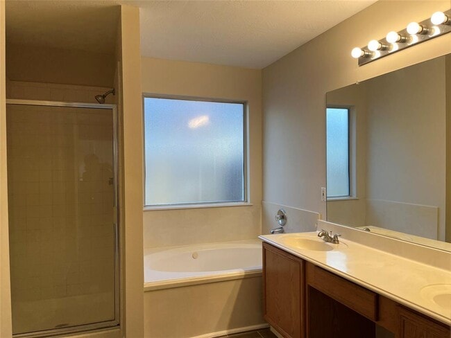 Building Photo - 4018 Teal Run Meadows Dr