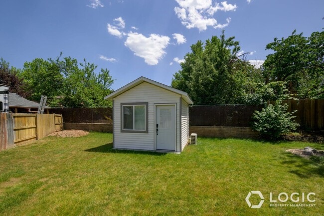 Building Photo - Beautiful Home in Kaysville UT!