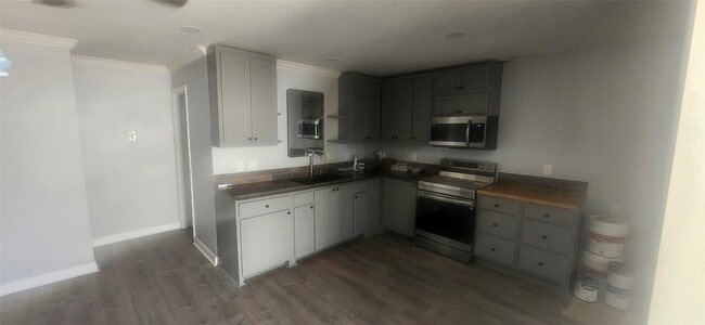 Building Photo - 5280 Atwell Ln