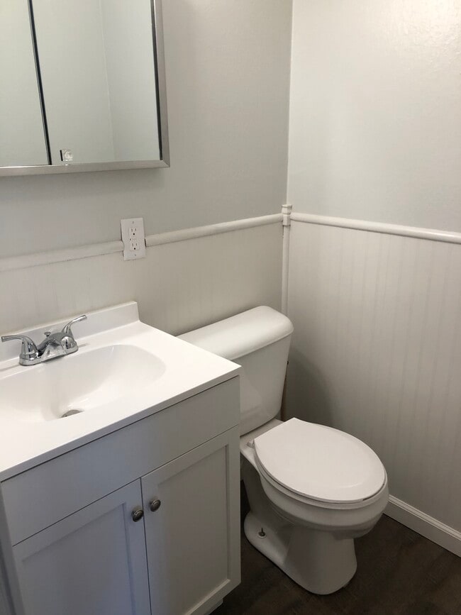 Building Photo - Indian Heights Rental