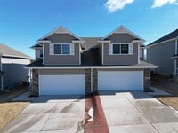 Building Photo - 1442 Cedar Cv Rd