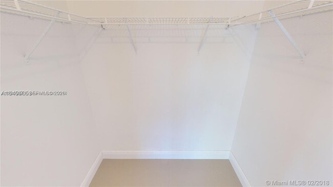 Building Photo - 240 NW 114th Ave