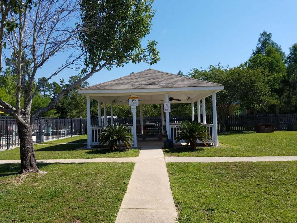 Building Photo - 5080 Gautier Vancleave Rd