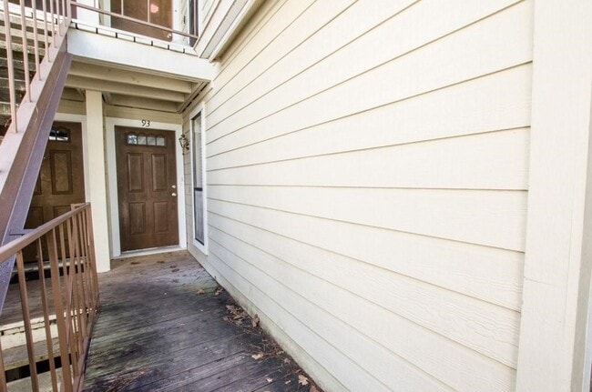 Building Photo - 3500 Tangle Brush Dr