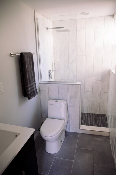 Building Photo - 3925 W Eddy St