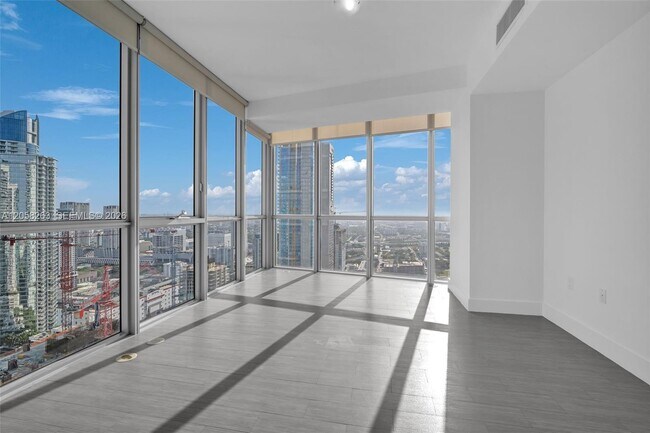 Building Photo - 1100 Biscayne Blvd