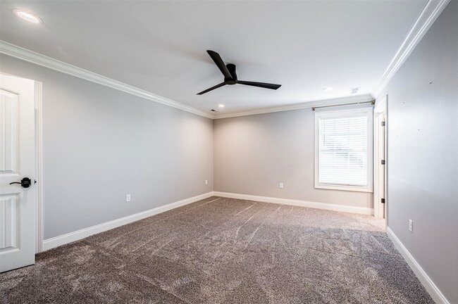 Building Photo - 730 Bennington Park Dr