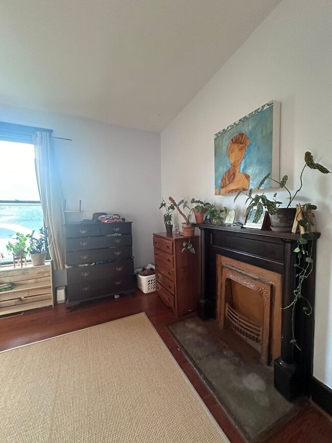 Building Photo - Sylvan Heights Victorian