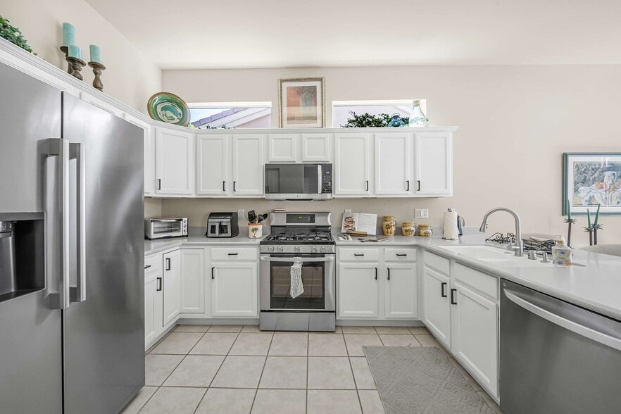 Building Photo - 78337 Gray Hawk Dr