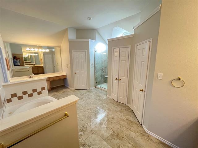 Building Photo - 5832 Mossbrook Trail