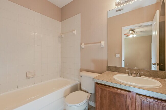 Building Photo - 7455 Oxford Garden Cir