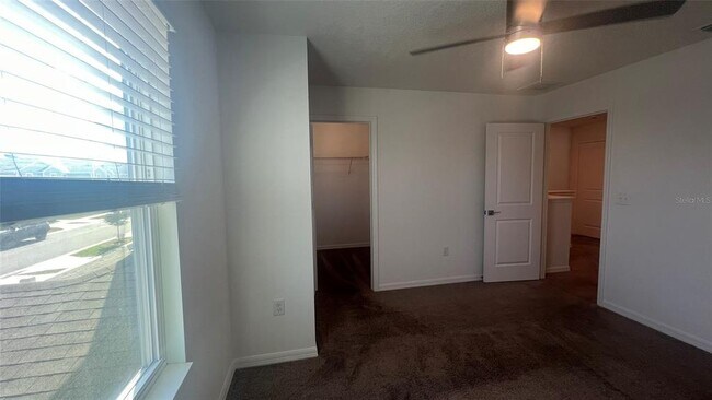 Building Photo - 692 Stoney Pointe Cir