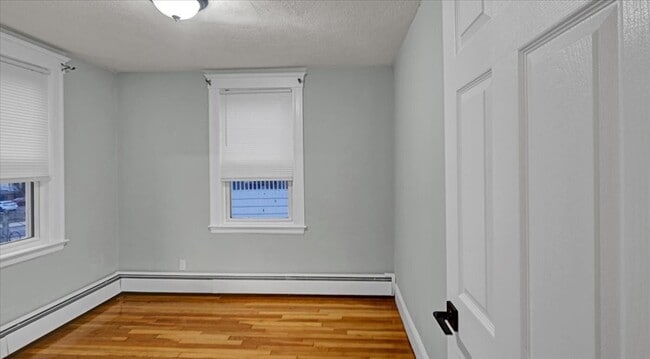 Building Photo - 11 Ginita St