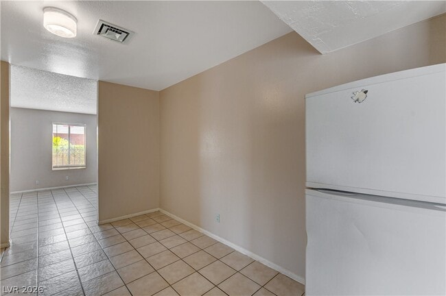 Building Photo - 3928 Torsby Pl