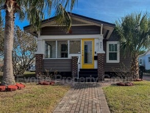 Building Photo - 931 Shine Ave