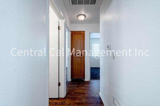 Building Photo - 8404 Laborough Dr