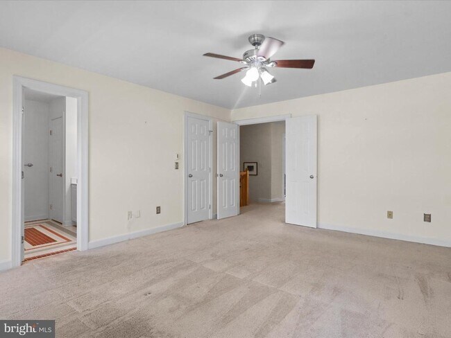 Building Photo - 7441 Heatherfield Ln