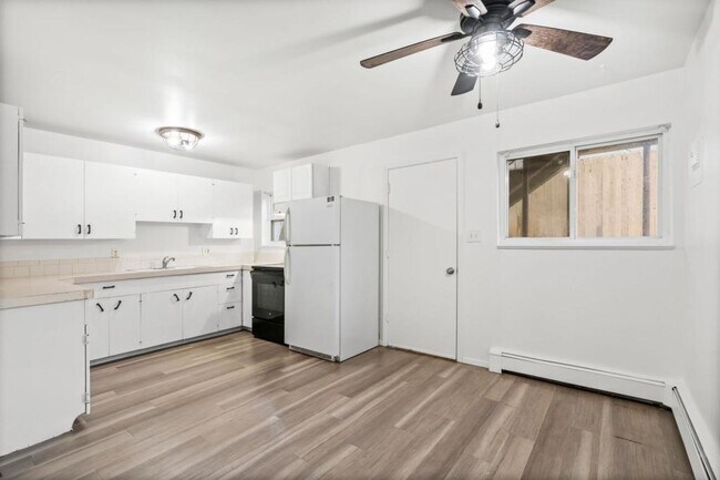 Building Photo - 1112 Gard Pl