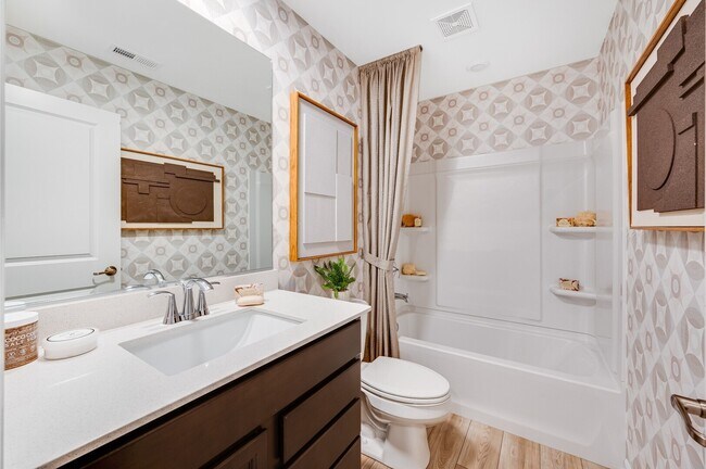 Building Photo - 1261 Glenmont St