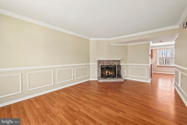 Building Photo - 15256 Waterwheel Terrace