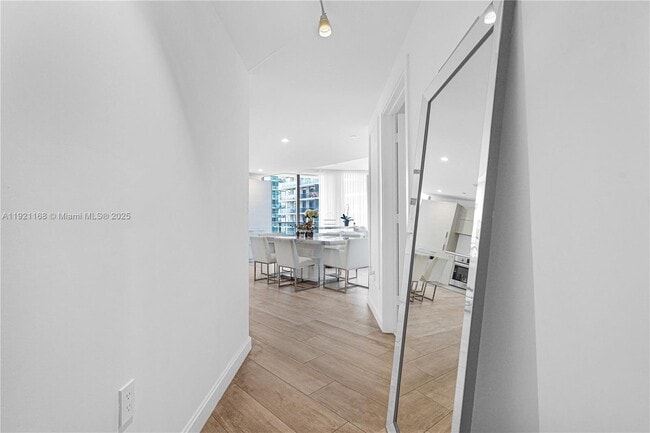 Building Photo - 45 SW 9th St