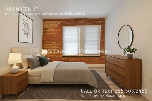 Building Photo - 680 Green St-