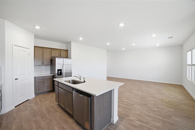 Building Photo - 246 Shenandoah Dr