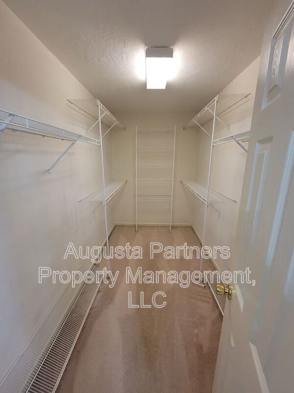 Building Photo - 4370 Wax Myrtle Ct