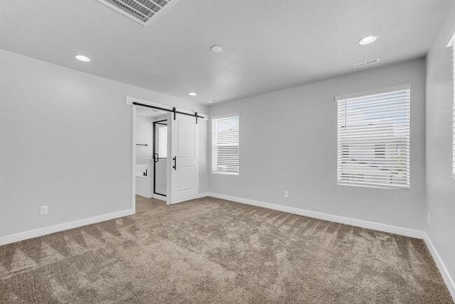Building Photo - 3062 S 2425 W