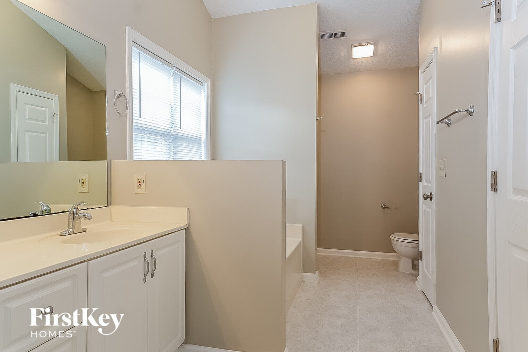 Building Photo - 1711 Kildare Woods Dr