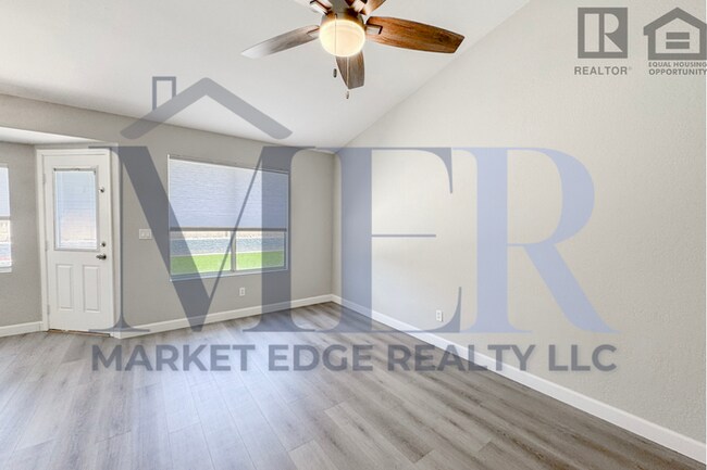 Building Photo - 3Bed/2Bath Home at 7th Ave/Union Hills! $2...