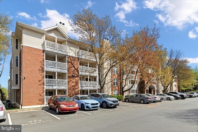 Building Photo - 1524 Lincoln Way