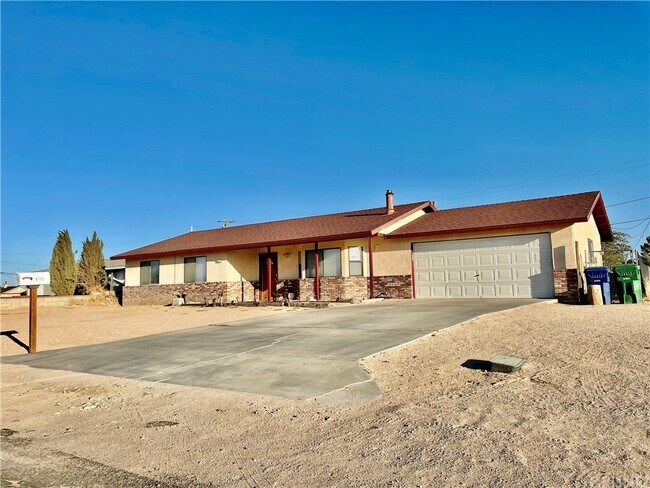 Building Photo - 9732 Susan Ave