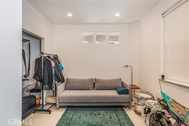 Building Photo - 1500 E Ocean Blvd