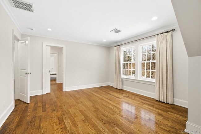 Building Photo - 59 Park Rd