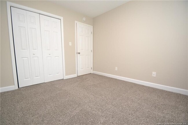 Building Photo - 110 Riverwalk Cir