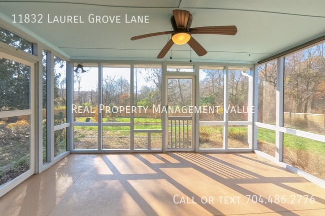 Building Photo - 11832 Laurel Grove Ln