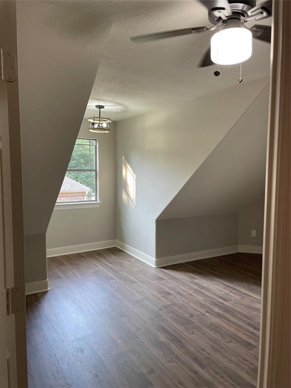 Building Photo - 3802 Springcrest Ln
