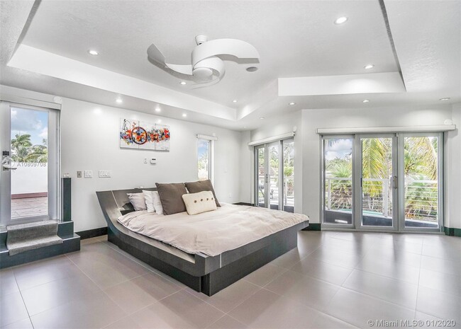 Building Photo - 2612 Key Largo Ln