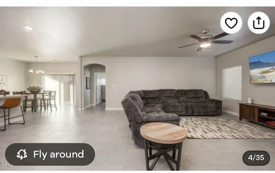 Building Photo - 2625 Goldfinch Pl
