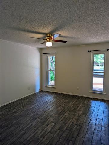 Building Photo - 104 Brookdale Dr