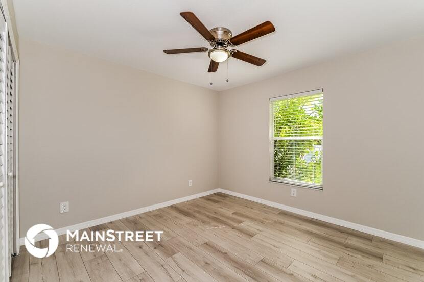 Building Photo - 1425 SW 6th Pl