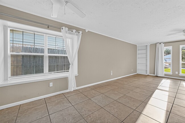 Building Photo - 7354 Stone Pine Ln